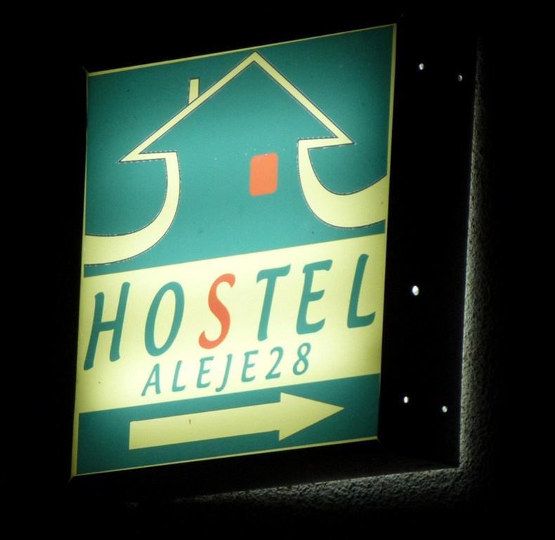 Hostel Aleje 28 Cracovie Extérieur photo