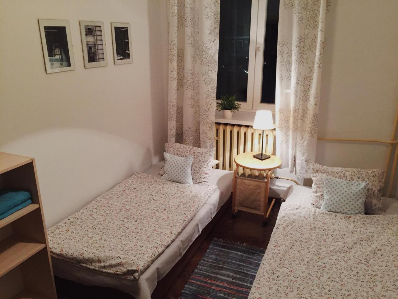 Hostel Aleje 28 Cracovie Extérieur photo