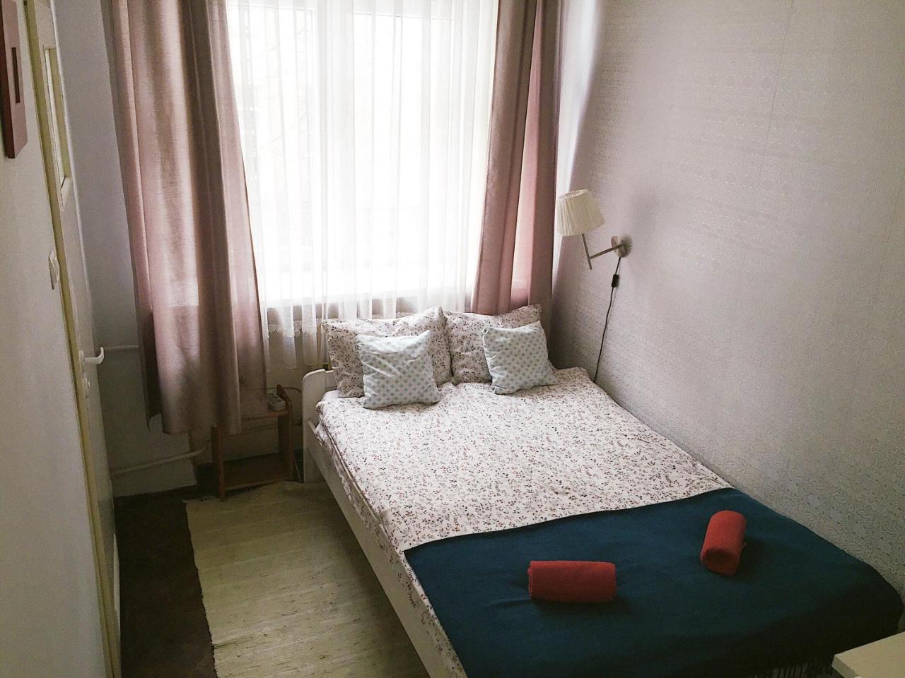 Hostel Aleje 28 Cracovie Extérieur photo