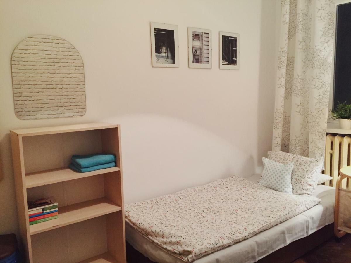 Hostel Aleje 28 Cracovie Extérieur photo